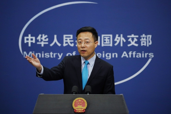 ▲자오리젠 중국 외교부 대변인이 지난해 2월 24일 정례 브리핑을 하고 있다. 베이징/AP뉴시스
