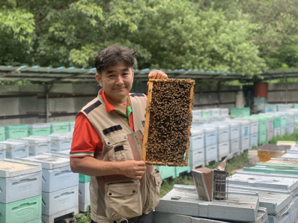 ▲'생활의 달인' 로열젤리 달인(사진제공=SBS)