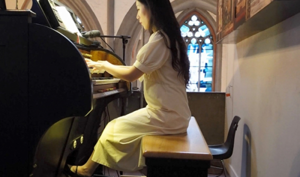 ▲‘아무튼 출근!’ 독일 아헨 성당 가톨릭 종교 음악 감독 ‘칸토린’ 조아름(사진제공=MBC)