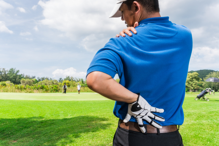 ▲높아지는 골프의 인기만큼 관절이나 근육 부상에 주의해야한다.