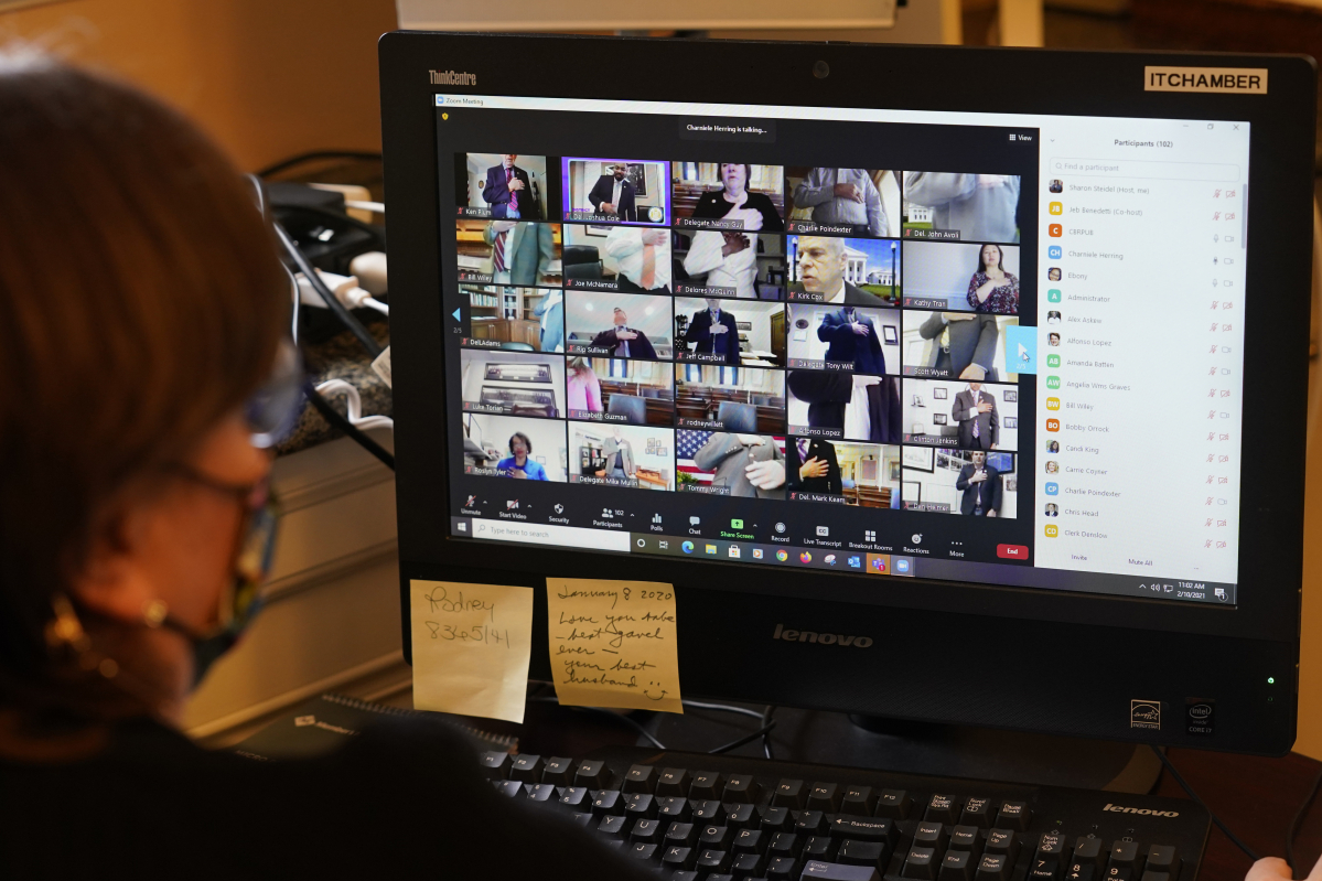 ▲미국 버지니아주 의회 의원들이 줌을 통해 화상회의를 진행하고 있다. AP뉴시스