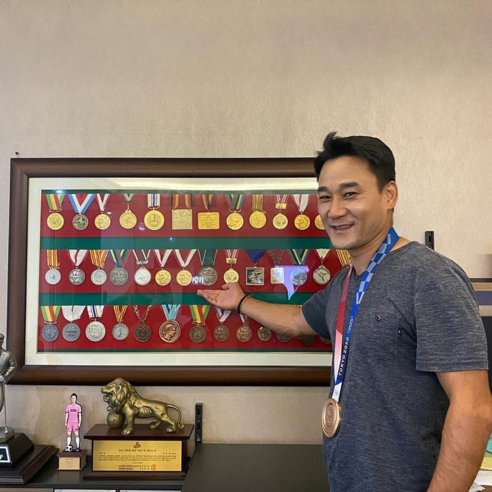 ▲여서정이 자신의 SNS에 아버지 여홍철 교수의 사진을 올렸다. (여서정 인스타그램(@yeo_seojeong) 캡처)