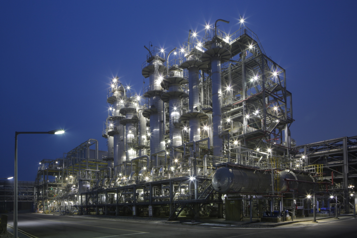 ▲금호석유화학 여수 고무 2공장 야경 (사진제공=금호석유화학)