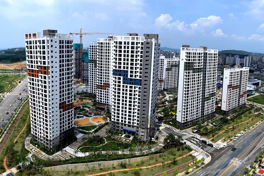 ▲신혼희망타운 '평택 고덕 A-7블록' 단지 전경 (사진제공=한국토지주택공사(LH))