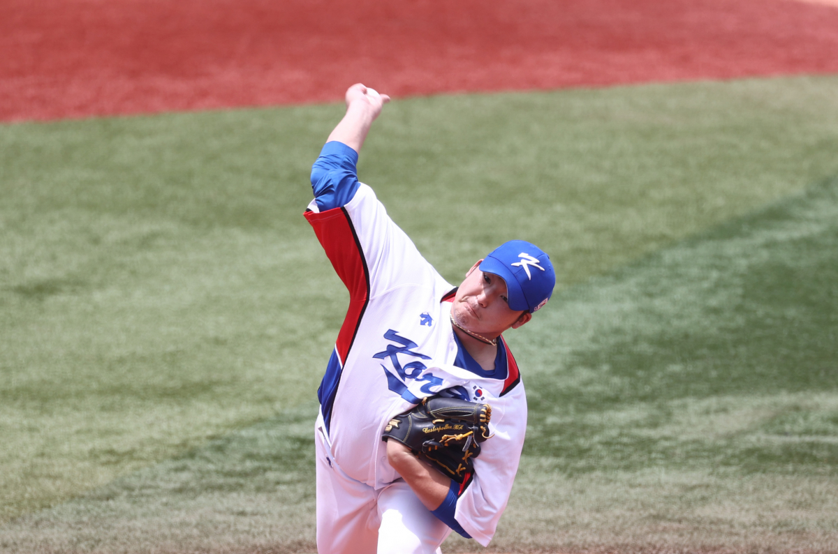 ▲2일 일본 요코하마 스타디움에서 열린 도쿄올림픽 야구 녹아웃스테이지 2라운드 이스라엘전에서 김민우가 공을 던지고 있다. (연합뉴스)