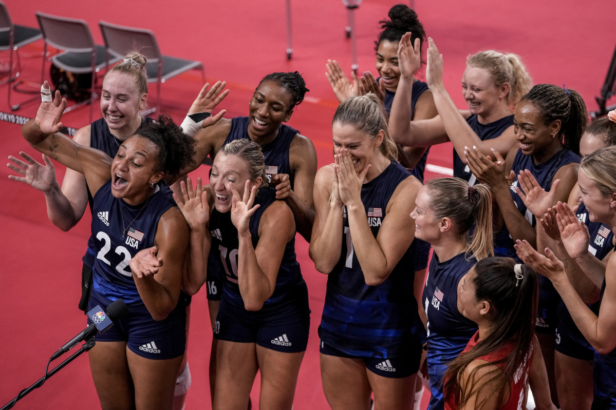 ▲6일 일본 도쿄 아리아케 아레나에서 열린 2020 도쿄올림픽 여자 배구 결승에 진출한 미국 여자 배구팀 (연합뉴스)