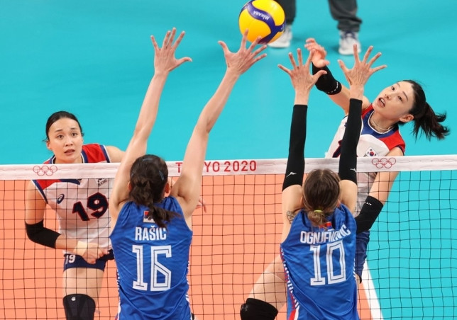 ▲8일 일본 도쿄 아리아케 아레나에서 열린 도쿄올림픽 여자배구 세르비아와의 동메달 결정전. (연합뉴스)