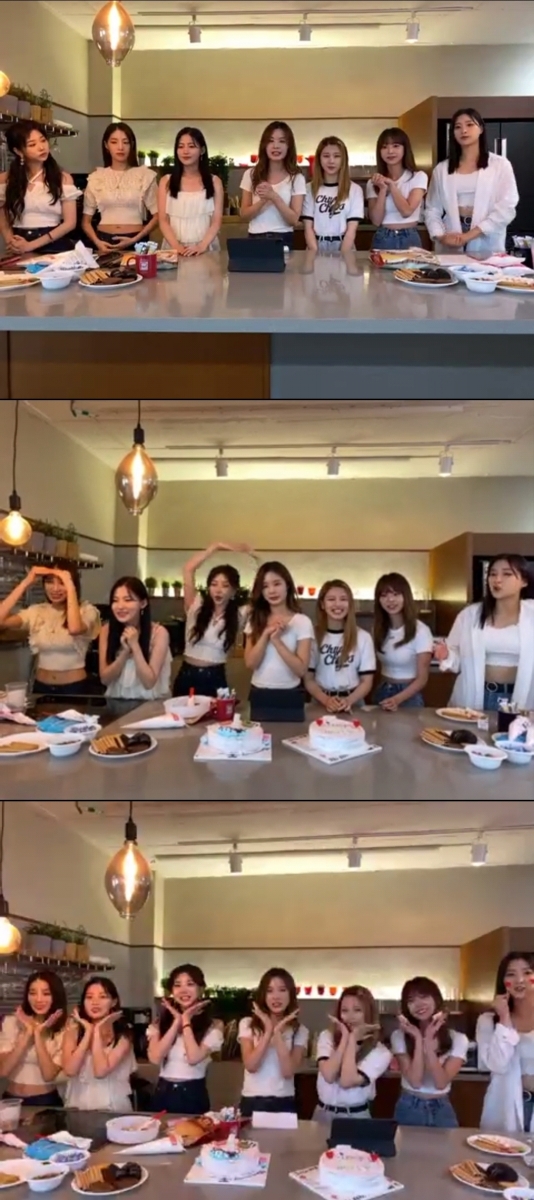 ▲네이처(사진 = 줌(Zoom) 네이처 온라인 팬이벤트 화면 캡처)