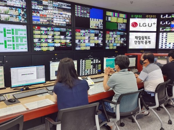 ▲안양방송센터에서 올림픽 기간 중 LG유플러스의 직원들이 방송중계서비스를 지원하고 있다. (사진제공=LG유플러스)