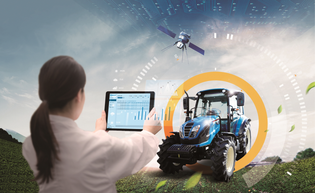 ▲자율작업 트랙터 LS 스마트렉 및 원격관리 서비스 아이트랙터 이미지 (사진제공=LS엠트론)