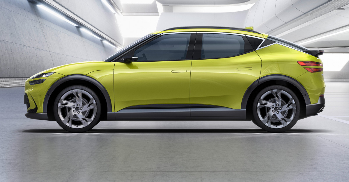 ▲새 모델은 현대차그룹의 전기차 전용 플랫폼 E-GMP를 밑그림으로 개발했다. 현대차 아이오닉 5와 기아 EV6 등과 비슷한 크기와 콘셉트를 갖췄다.  (사진제공=제네시스)