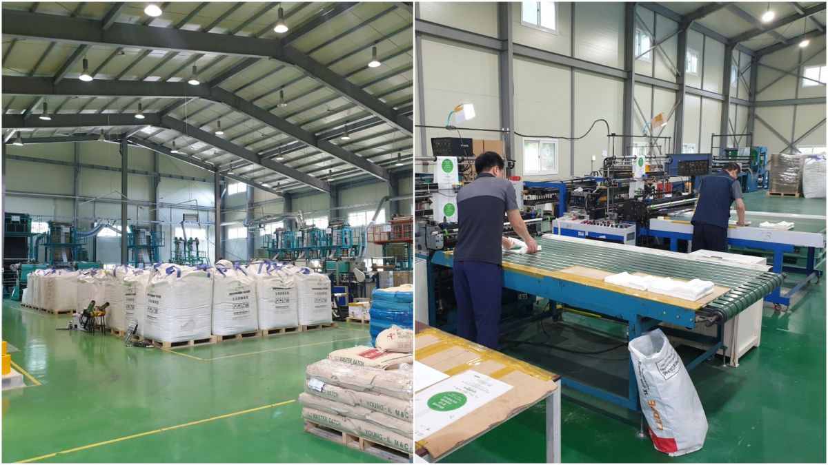 ▲그린바이오 제2공장 전경(왼쪽)과 직원들이 생분해 플라스틱 비닐을 가공 처리하고 있다. (심민규 기자 wildboar@)