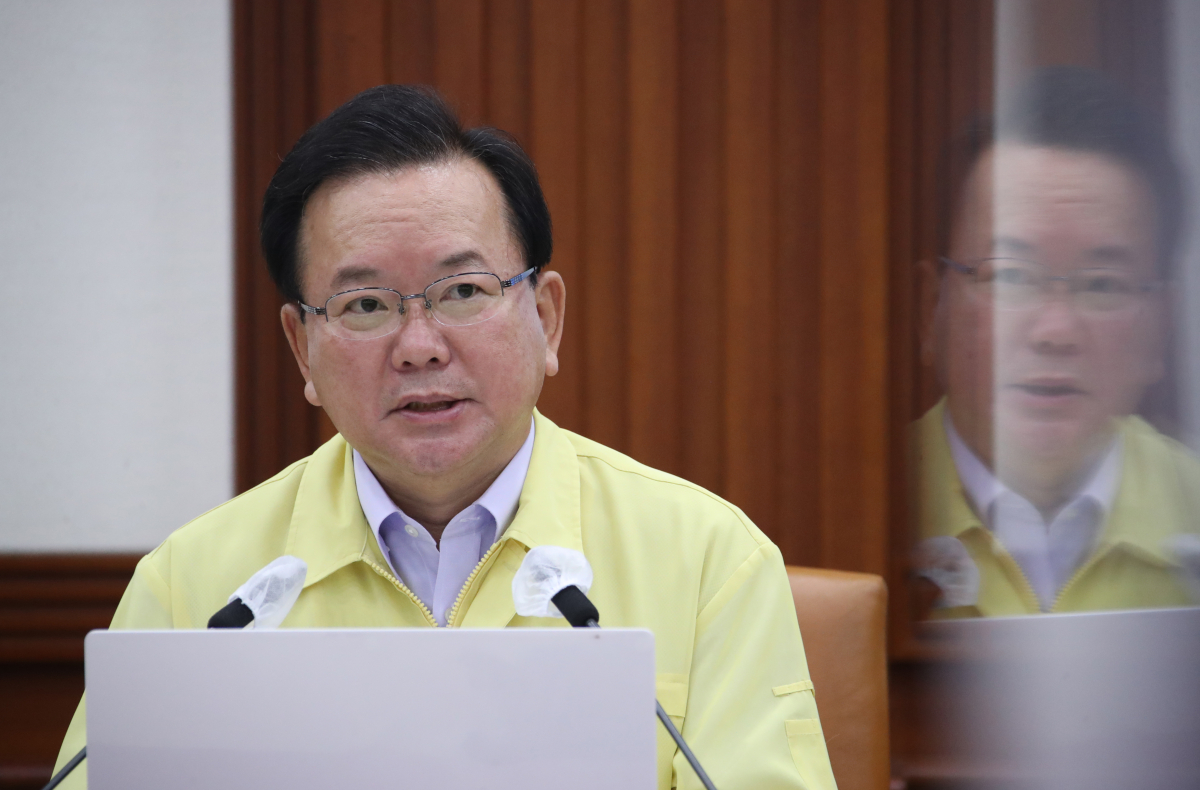 ▲김부겸 국무총리가 20일 정부서울청사에서 열린 코로나19 대응 중앙재난안전대책본부(중대본) 회의를 주재하고 있다. (연합뉴스)