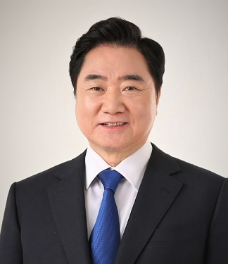 ▲이석현 민주평화통일자문회의 수석부의장 (청와대 제공)