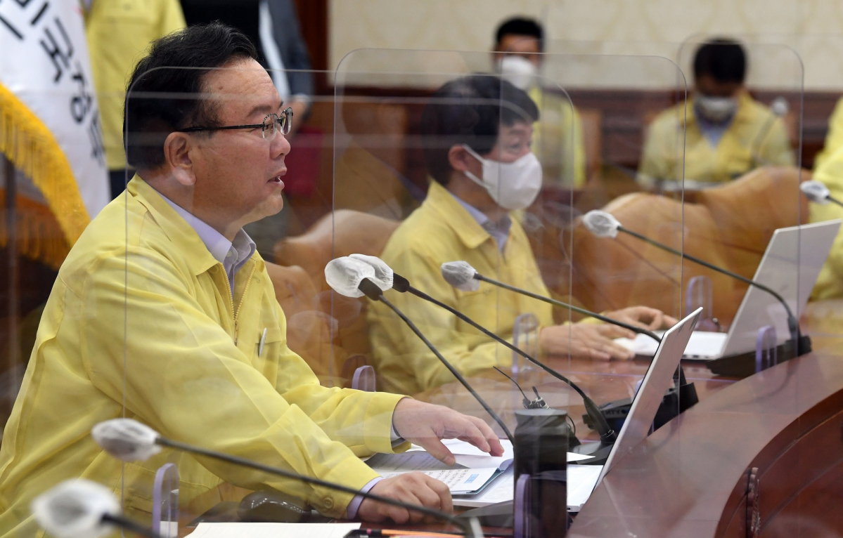 ▲김부겸 국무총리가 코로나19 대응 중앙재난안전대책본부(중대본) 회의에 참석해 발언하고 있는 모습. (뉴시스)