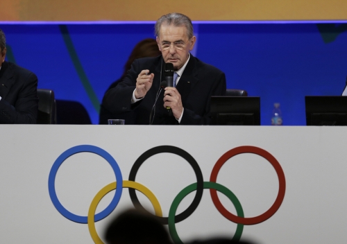▲자크 로게 국제올림픽위원회(IOC) 위원장이 2013년 9월 7일 아르헨티나 부에노스아이레스에서 열린 회의에서 연설하고 있다. 부에노스아이레스/AP연합뉴스
