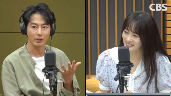 ▲조인성X이수영(사진 =CBS 음악FM ‘이수영의 12시에 만납시다’ 영상 캡처)