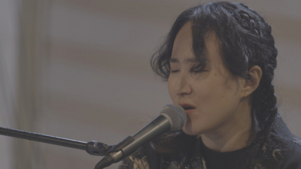 ▲'바라던 바다' 선우정아(사진제공=JTBC)