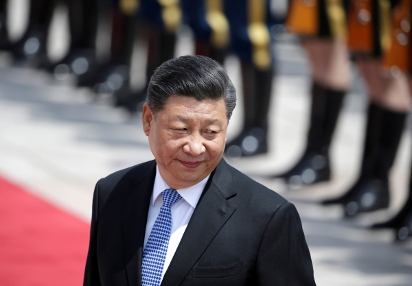 ▲시진핑 중국 국가주석이 2019년 5월 14일 중국 베이징에서 열린 인민대회당밖에서 프로코피스 파블로풀로스 그리스 전 대통령의 환영식에 참석하고 있다. 베이징/로이터연합뉴스

