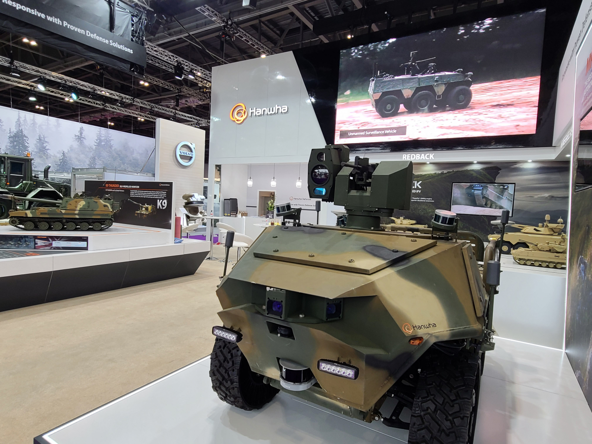 ▲'DSEI 2021'에 전시된 한화디펜스 다목적무인차량 (사진제공=한화디펜스)