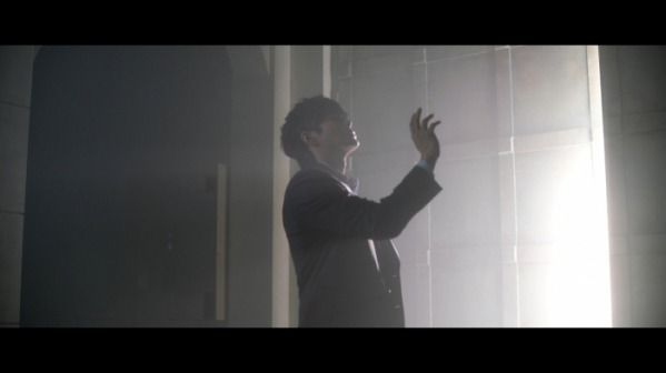 (사진 = 마크툽 'Red Moon : Beyond The Light' 티저 영상 캡처)