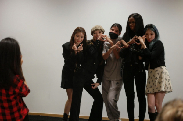 ▲블랙스완(사진제공=디알 엔터테인먼트)