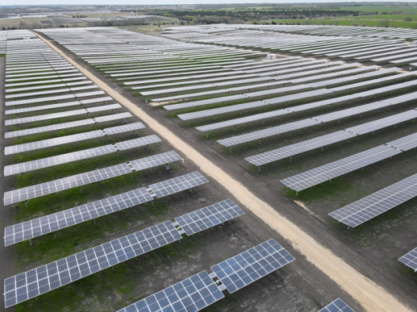 ▲한화큐셀이 건설한 미국 텍사스주 168MW 규모 태양광 발전소 (사진제공=한화큐셀)