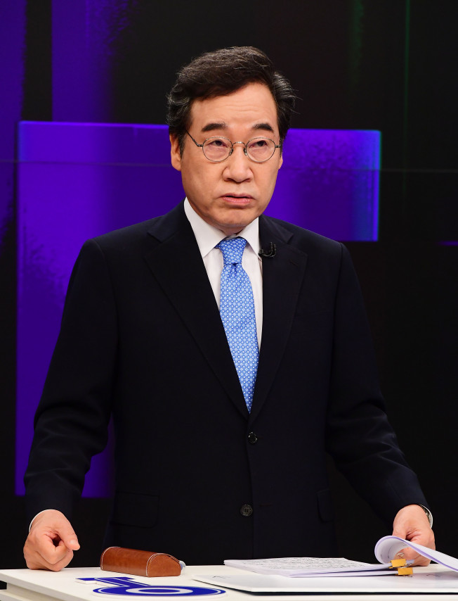 ▲더불어민주당 대권주자인 이낙연 전 대표가 30일 서울 중구 TV조선에서 방송토론을 준비하고 있다. (연합뉴스)