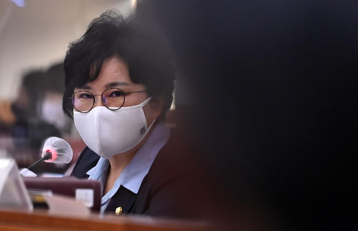 ▲조수진 국민의힘 의원이 1일 서울 서초구 대법원에서 열린 국회 법제사법위원회 대법원(법원행정처)에 대한 국정감사에서 질의를 하고 있다. (뉴시스)