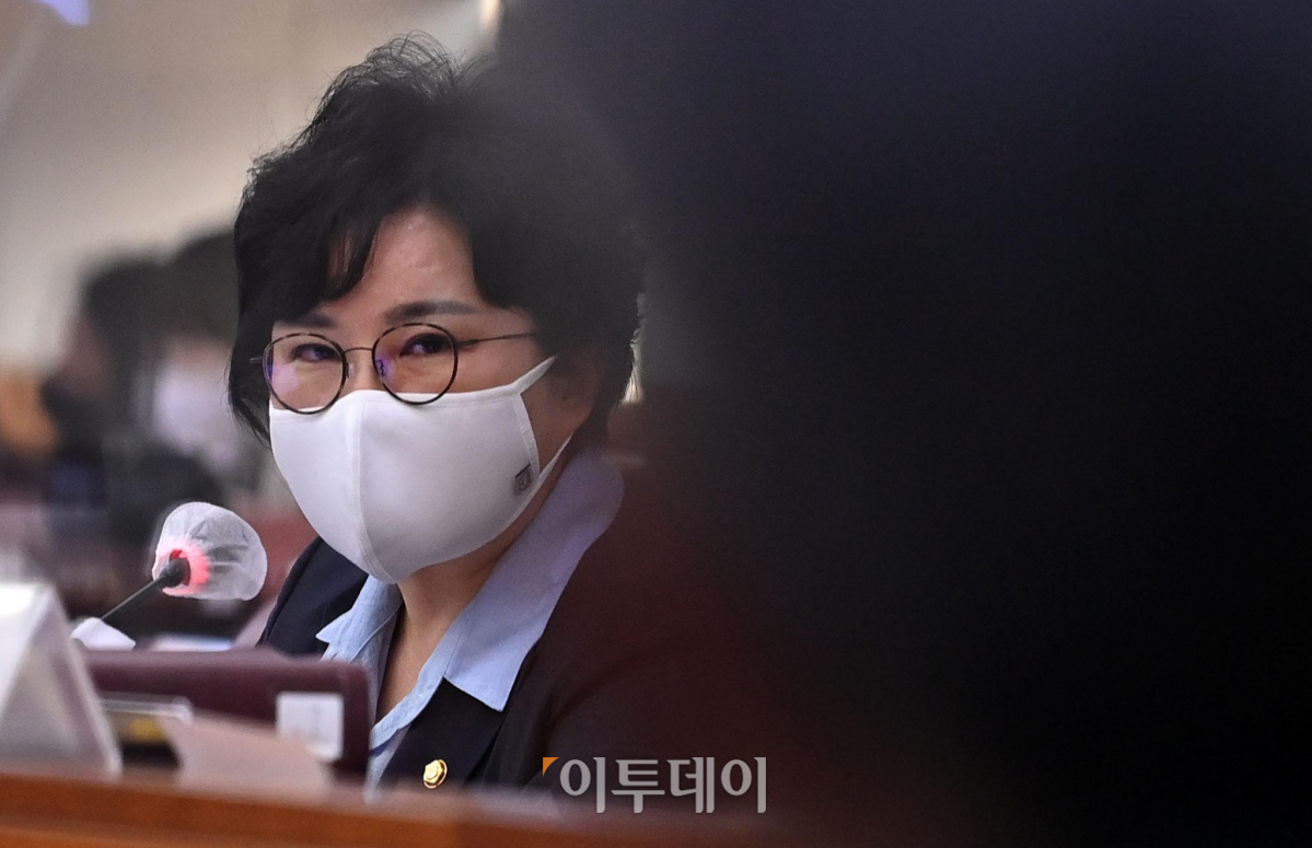 ▲조수진 국민의힘 의원이 1일 서울 서초구 대법원에서 열린 국회 법제사법위원회 대법원(법원행정처), 사법연수원 등에 대한 국정감사에서 질의를 하고 있다. (국회사진취재단)