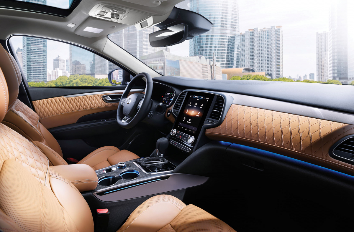 ▲르노삼성 2022년형 SM6 (사진제공=르노삼성)