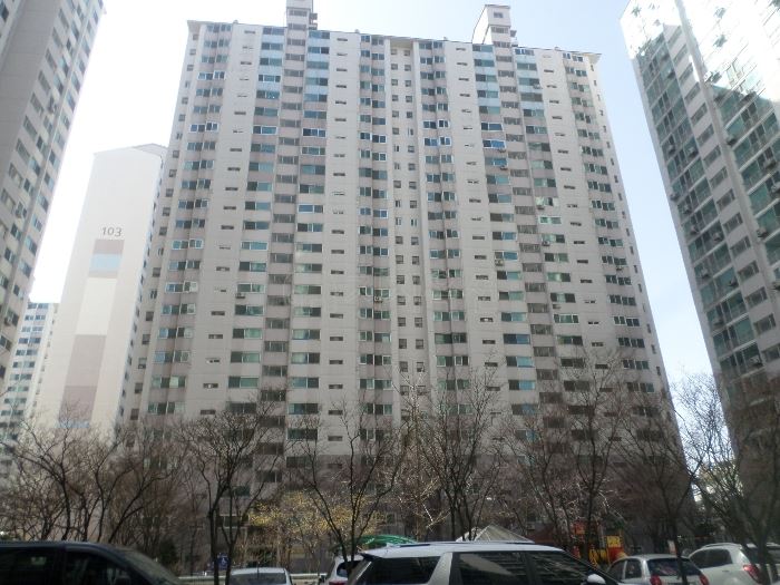 ▲인천 부평구 청천동 176 청천푸르지오. (사진제공=지지옥션)