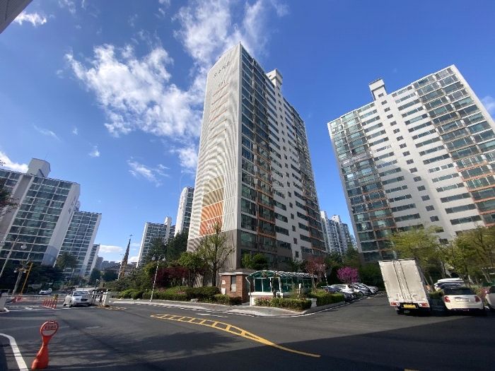 ▲경기 고양시 일산동구 장항동 877 호수마을. (사진제공=지지옥션)