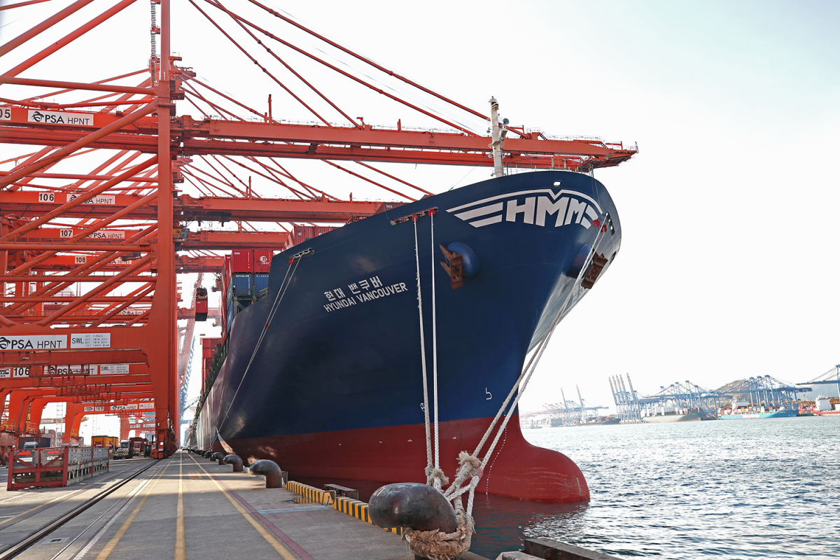 ▲11월부터 호주(시드니, 멜버른, 브리즈번) 노선에 투입 예정인 ‘HMM 밴쿠버(Vancouver)호’ (사진제공=HMM)