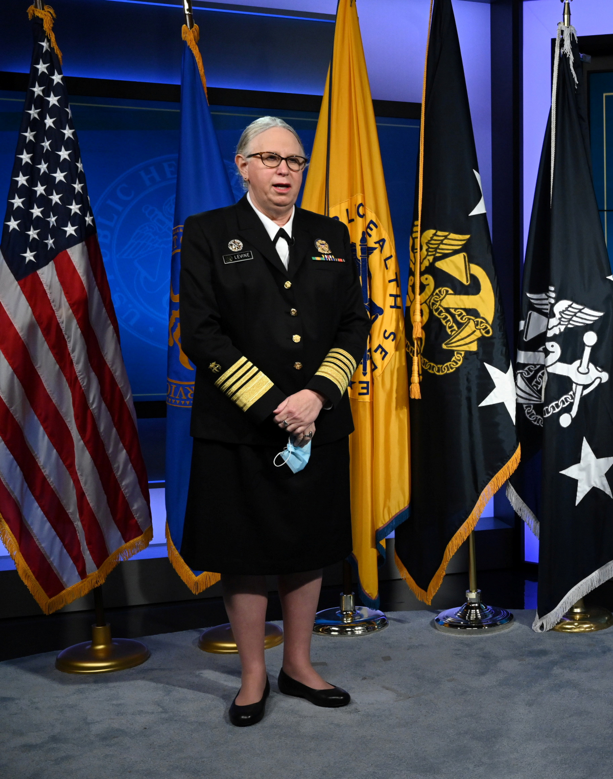 ▲레이철 러빈은 19일(현지시간) 미국 워싱턴 보건 사회 복지부 청사에서 공중보건서비스단(PHSCC) 단장 취임 소감을 말하고 있다. 워싱턴D.C/로이터연합뉴스