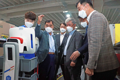 ▲CJ대한통운은 20일 경기도 동탄에 있는 TES 이노베이션 센터에서 ‘TES 핵심기술 마스터플랜’을 발표했다.  (사진제공=CJ대한통운)