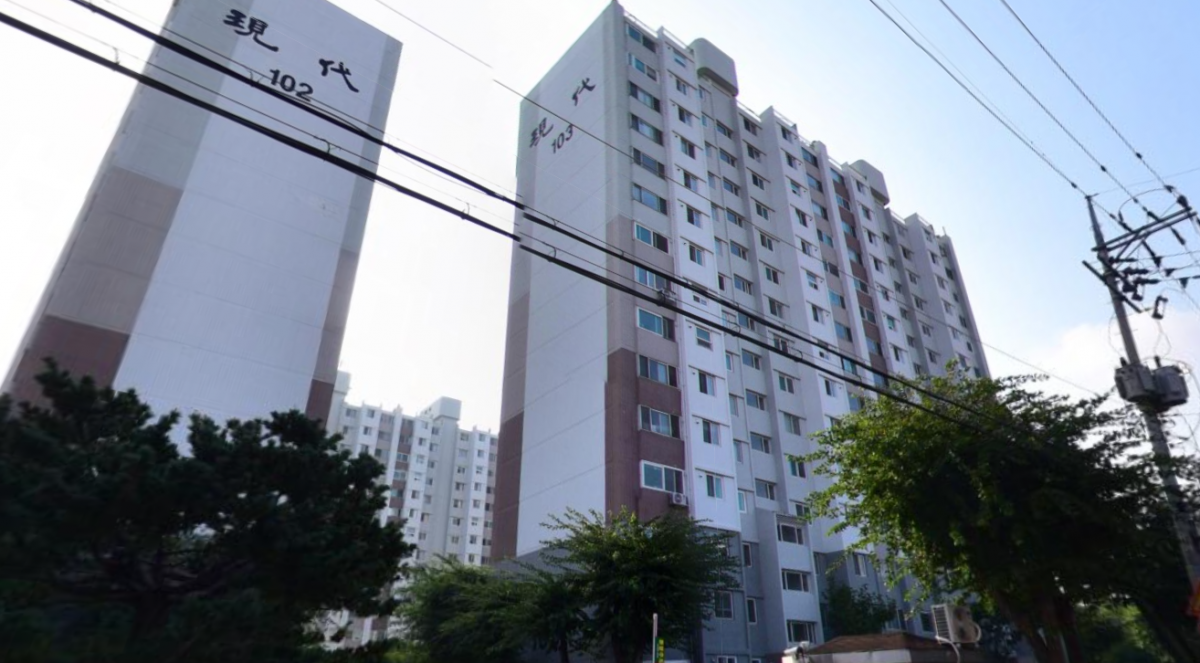 ▲서울 송파구 잠실동 잠실현대 아파트 전경.  (출처=네이버 부동산 홈페이지)