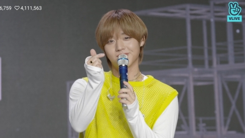 ▲박지훈(사진 =네이버 V LIVE 방송 화면 캡처)