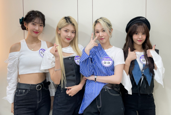 ▲에버글로우 (사진 = 위에화엔터테인먼트 제공)