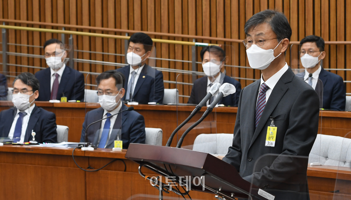 ▲국회는 2일 최재해 감사원장 후보자의 경과보고서를 합의 채택했다. 이후 임명 절차를 거치면 최 후보자는 1963년 감사원 개원 이후 첫 내부 출신 감사원장이 된다. (이투데이)