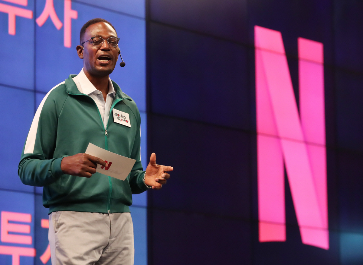 ▲딘 가필드 넷플릭스 정책총괄 부사장이 4일 오전 서울 종로구 JW메리어트 동대문스퀘어에서 열린 ‘넷플릭스 미디어 오픈 토크’에서 발언하고 있다. (연합뉴스)