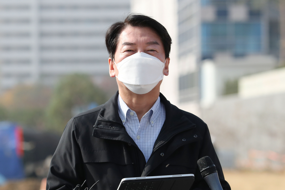 ▲대장동 비리게이트 몸통수사 촉구 기자회견하는 안철수 (연합뉴스)