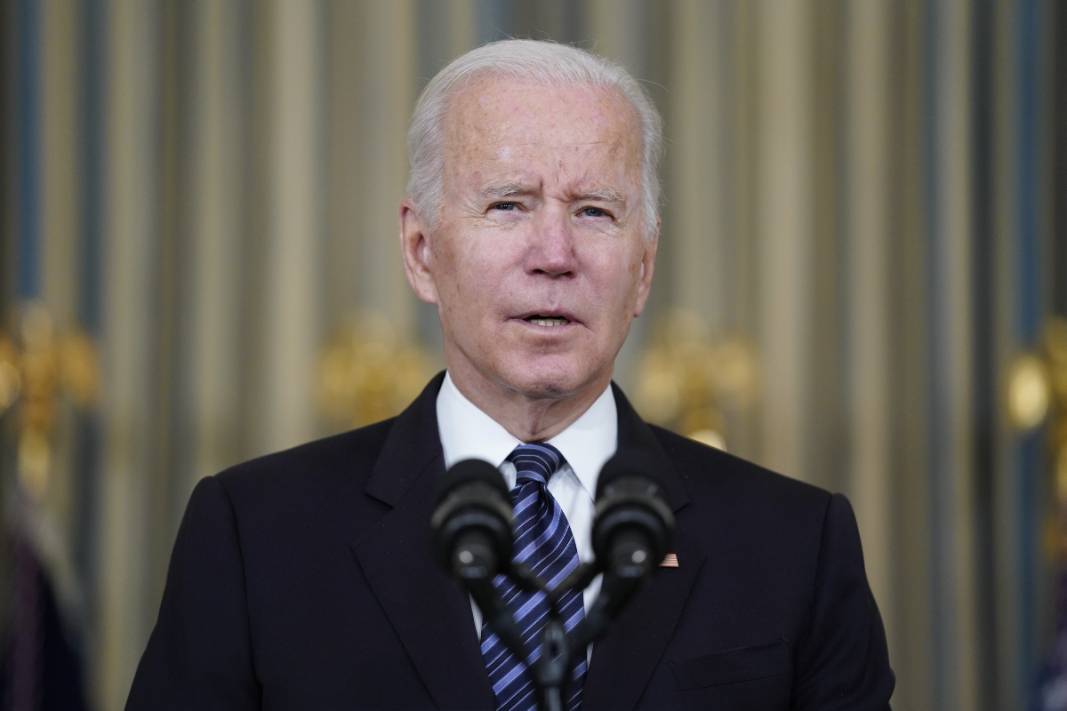 ▲조 바이든 미국 대통령이 5일(현지시간) 백악관에서 브리핑을 하고 있다. 워싱턴D.C./AP연합뉴스
