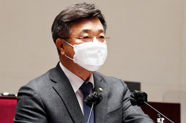 ▲더불어민주당 윤호중 원내대표가 11일 국회에서 열린 의원총회에서 발언하고 있다. (연합뉴스)