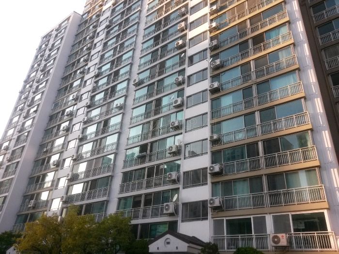 ▲서울 중랑구 상봉동 동부아파트  (사진제공=지지옥션)