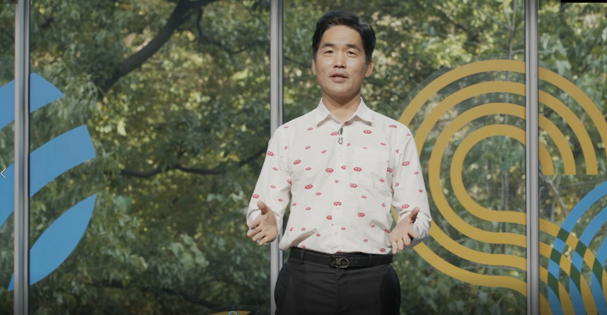 ▲삼성리서치 연구소장 승현준 사장이 18일 온라인으로 열린 '삼성 소프트웨어 개발자 콘퍼런스'에서 환영사를 하고 있다.  (사진제공=삼성전자)