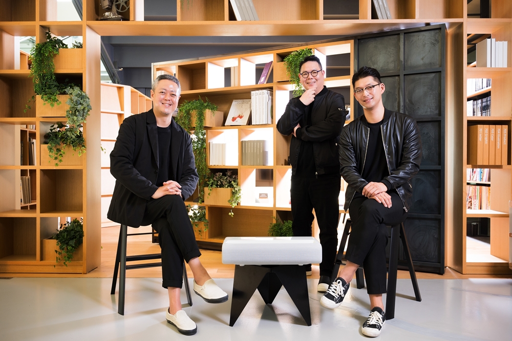 ▲왼쪽부터 삼성전자 영상디스플레이사업부 제품디자인그룹 김지광, 방성일, 김준표 디자이너 (사진제공=삼성전자)