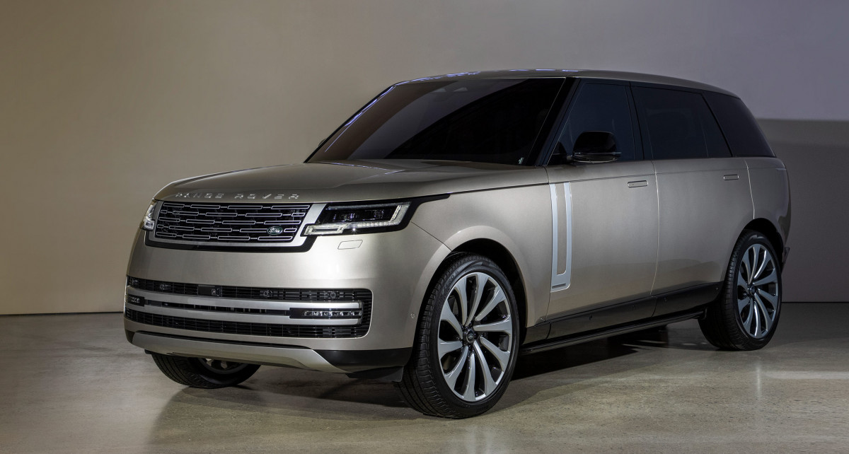 ▲글로벌 최초 공개 한 달만에 한국 시장에도 선공개됐다. 국내 공식 출시는 내년 상반기다.   (사진제공=랜드로버 코리아)