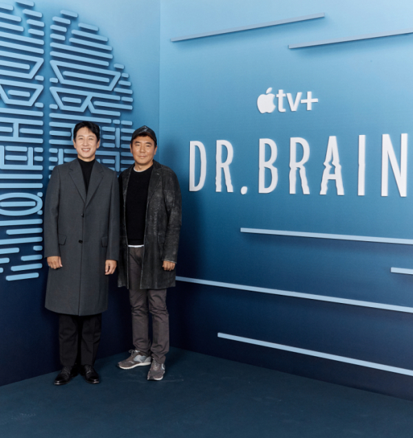 ▲김지운 감독, 이선균이 콘래드 서울 호텔에서 열린 Apple의 'Dr. 브레인' 프레스 데이와 포토콜 행사에 참석했다. 'Dr. 브레인'은 2021년 11월 4일 Apple TV+를 통해 전 세계에 최초 공개될 예정이다.(사진제공=Apple TV+ )
