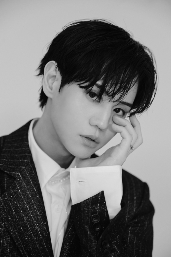 ▲양요섭(사진 = 어라운드어스 제공)